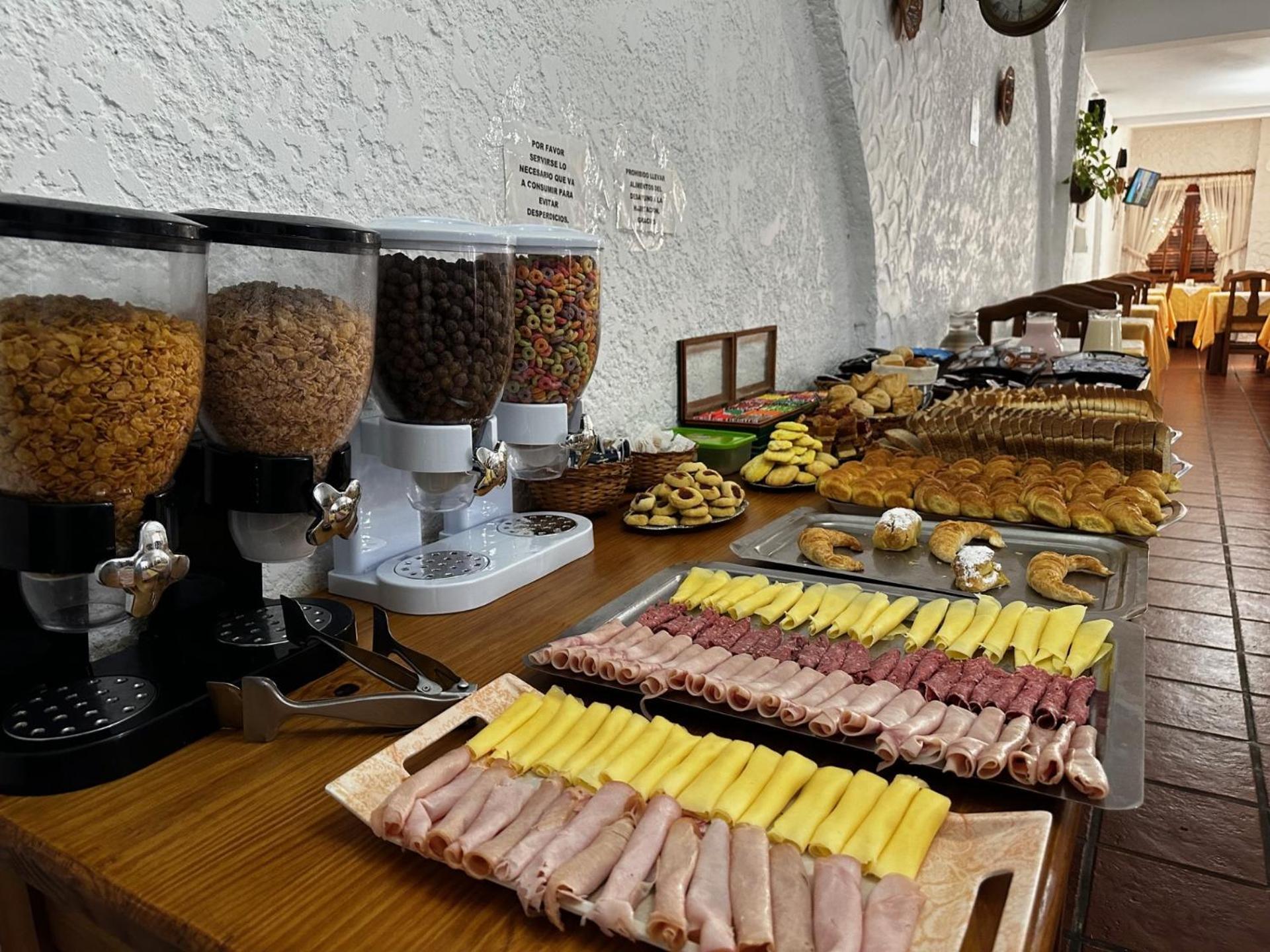 Hotel Colonial Сан Бернардо Екстериор снимка